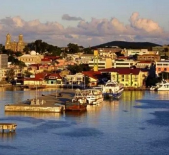 移民帮安提瓜和巴布达入籍政策