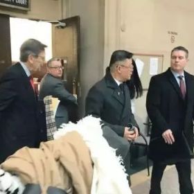 周立波上庭前秀“保外旅游”,在美国“取保候审”是怎样的体验？