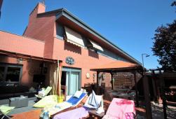 西班牙马德里高性价比别墅区精致庭院房-MDL1024