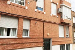 西班牙马德里北区高性价比复式公寓-MADA038