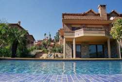 西班牙巴塞罗那山景泳池花园独栋别墅-CASX009