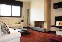 西班牙巴塞罗那现代主义山景花园泳池别墅-CASX010