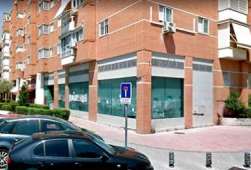 西班牙马德里金融商业区“棒！约翰”连锁披萨店-PAPA013