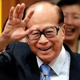 因为提前做了这些事，李嘉诚终于可以安心退休了