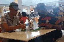 “妹妹将糖果放在我的抗抑郁药里”，这个世上，总有人偷偷爱着你