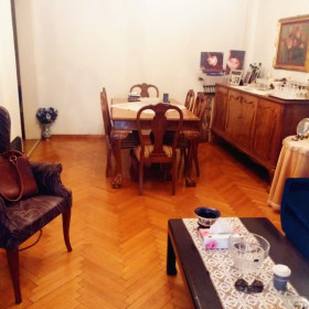 一手房源|雅典中部中装公寓，位置佳，150平仅12万欧元