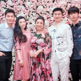 范冰冰李晨放弃国籍财产转移美国？除了晒照辟谣，还有这些证据