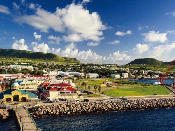 圣基茨和尼维斯购房入籍政策