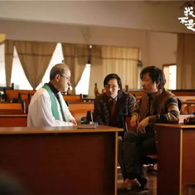 命，还是钱？年度最大尺度国产片，戳中无数中国人的痛点！