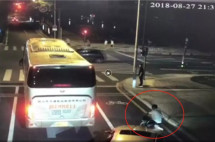 纹身男持刀砍人反被杀,在美国杀了要杀我的那个人,会怎样？