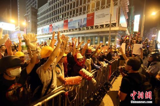 我的香港保单会受影响吗？香港保险还值得买吗？