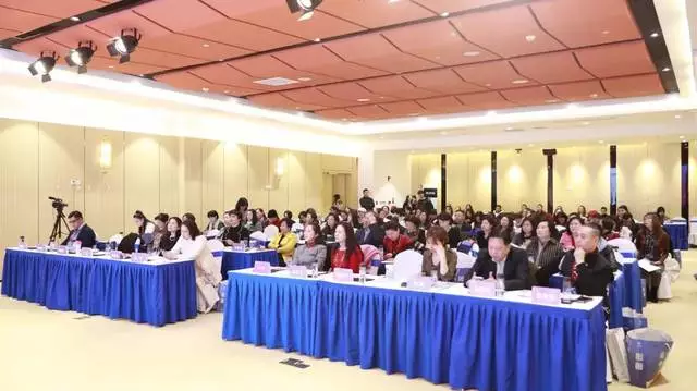 “创变未来 ·女性传承力量”2019女企业家年会成功举办，移民帮助力企业家跨境财富规划