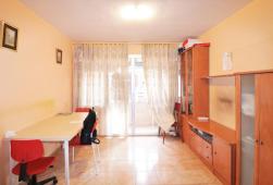 西班牙马德里南部扩展区近公园经济型五居室-YMU-V738