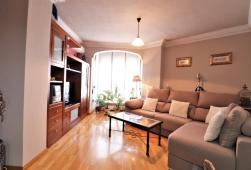 西班牙马德里南部扩展区商务中心旁欧风高档二居室-YMU-V742