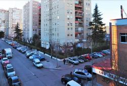 西班牙马德里西南主流生活区公园旁三居室-YMO-V569