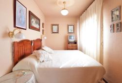 西班牙马德里东部生活区近斗牛场欧风公寓-YMBM-V203