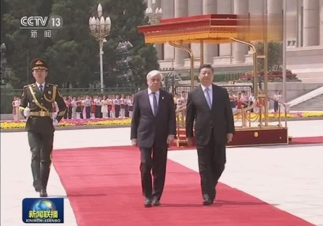 习近平同希腊总统举行会谈，称希腊是中国的好朋友、好伙伴