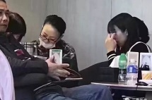 继马云之后，吴京也来香港买保险了？