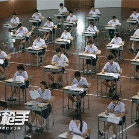 投胎是最难的考试？为了去美国上大学，我跟我妈都拼了！