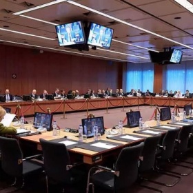 中国游客出手大方，去年为希腊带去4亿欧元收入，带动经济增长