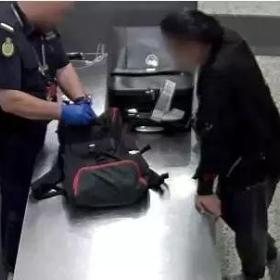 不止美国会遣返你,入境澳洲也难幸免,出国在外这些事做不得