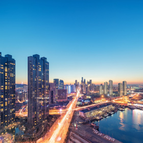 特朗普移民新政不得人心，知名科技巨头纷纷反对，美国社会得不偿失！