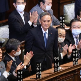 日本新首相菅义伟正式执政，中日关系怎么走？会影响赴日投资、移民吗？