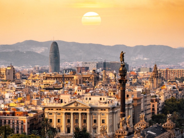 西班牙家庭团聚移民