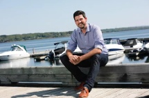 承认中国疫苗！11月30日起可探亲旅游+免隔离，加拿大新任移民部长宣布新政