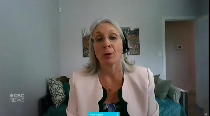 一周资讯：美移民局简化办案程序减少绿卡面试，加拿大抽签父母团聚移民名额创纪录