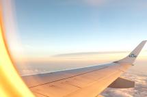 中国驻多国大使馆放宽回国核酸检测要求，出入境机票降价