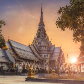 萨瓦迪卡~了解一下享有特权的泰国精英签证
