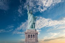 盘点2022年美国移民政策走向变化,2023年这些项目值得一看