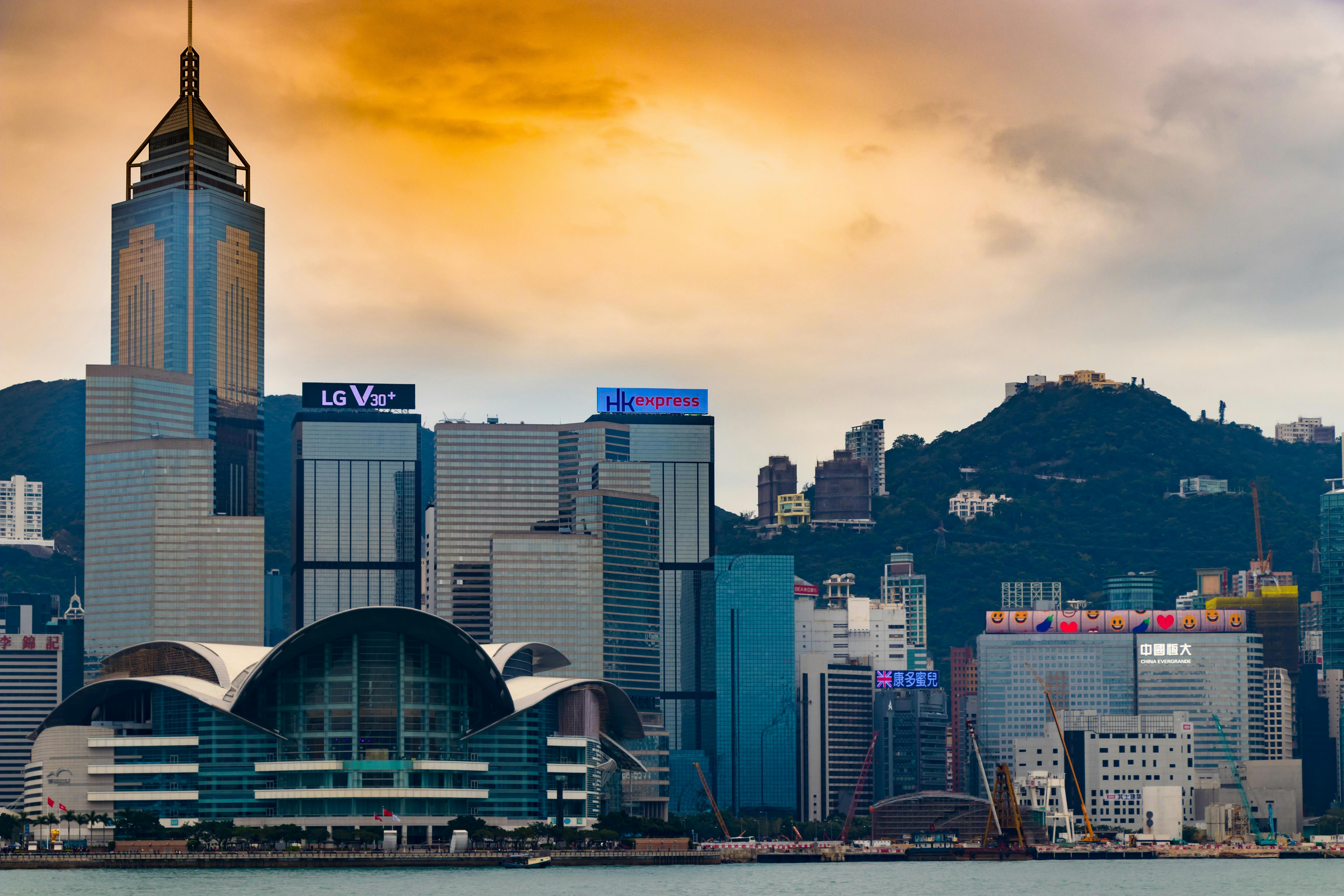 香港优才2024年最新获批数据公布，看看港府更青睐哪类人？