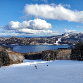 日本滑雪并不只有北海道，这里才是日本人私藏的滑雪胜地！