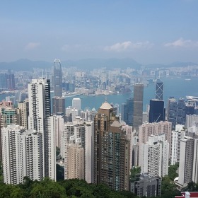 移民帮娃哈哈340亿遗产争夺战：比《继承者们》还刺激的“认亲”大戏！
